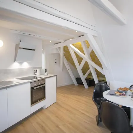Apartment Les Du Marche *